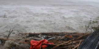 Cyclone Roanu Hits Bangladesh's Southern Coast - Picture By Banglanews24.com