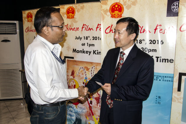 Chinese Consul General Kolkata & Suman Munshi Chief Editor IBG NEWS - Chinese Film Festival