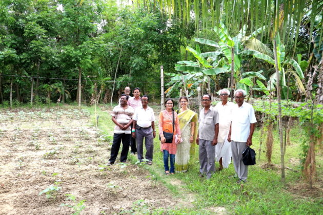 Kalyanbrata Sangha Agri Field with Team - Brindabanpur,Uluberia