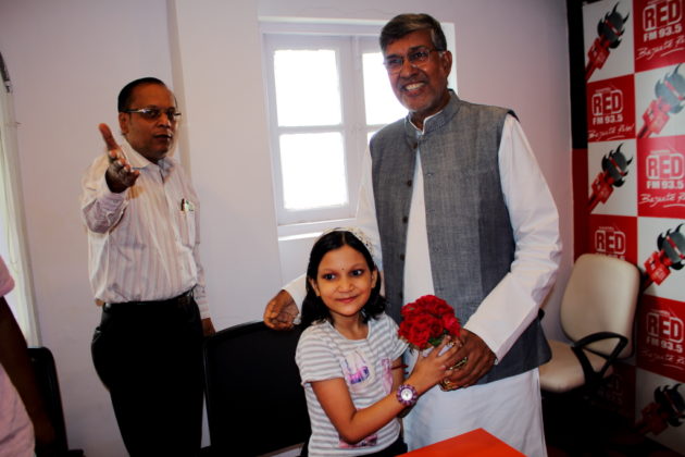 Kailash Satyarthi Nobel Peace Prize Winner introduced to IBG NEWS Team by Suman Munshi