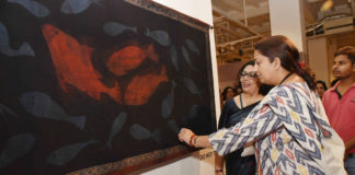 The Union Minister for Textiles, Smt. Smriti Irani visiting after inaugurating the Textiles exhibition ‘Revisiting Gandhi’, in New Delhi on October 06, 2018.