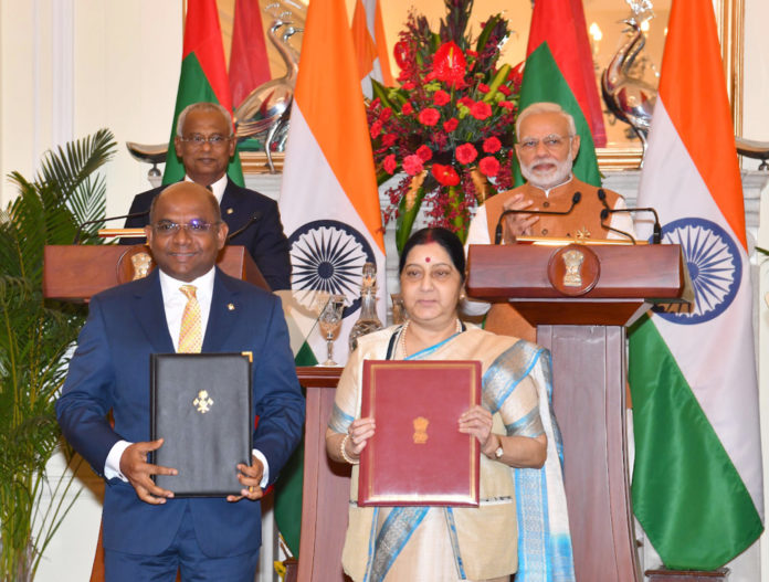 The Prime Minister, Shri Narendra Modi and the President of Maldives, Mr. Ibrahim Mohamed Solih witnessing the exchange of agreements between India and Maldives, at Hyderabad House, in New Delhi on December 17, 2018.
