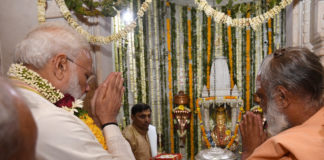 The Prime Minister, Shri Narendra Modi visiting the Dholeshwar Mahadev Temple, in Ahmedabad, Gujarat on March 04, 2019.