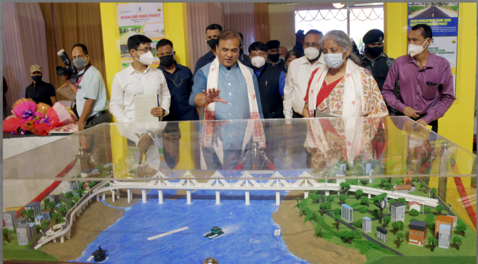 The Union Minister for Finance and Corporate Affairs, Smt. Nirmala Sitharaman visiting the Exhibition on Externally Aided Projects for the State, in Guwahati, Assam on October 07, 2021. The Chief Minister of Assam, Shri Himanta Biswa Sarma is also seen.