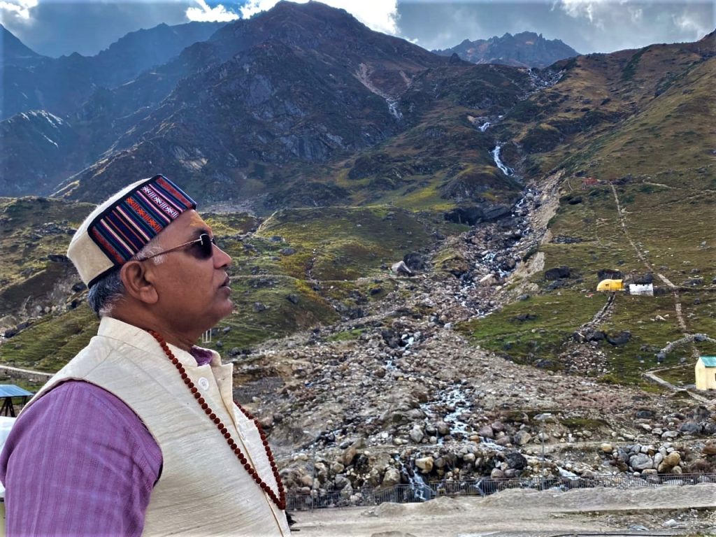 Shri Dilip Ghosh, BJP National Vice President in Kedarnath Temple