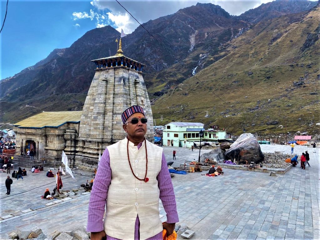 Shri Dilip Ghosh, BJP National Vice President in Kedarnath Temple