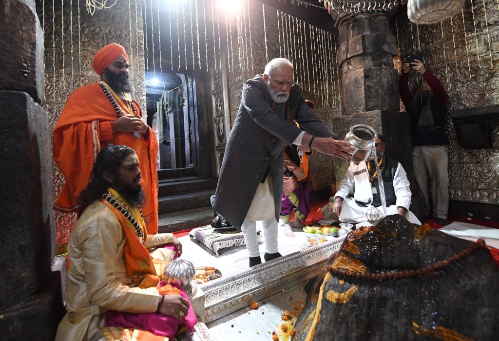 The Prime Minister, Shri Narendra Modi offering prayers at Kedarnath Temple, in Uttarakhand on November 05, 2021.