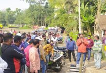 TRUCK DRIVERS AND TRANSPORTERS PROTESTED AGAINST BSF AT ICP PETRAPOLE